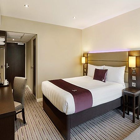 Premier Inn Abingdon Bagian luar foto