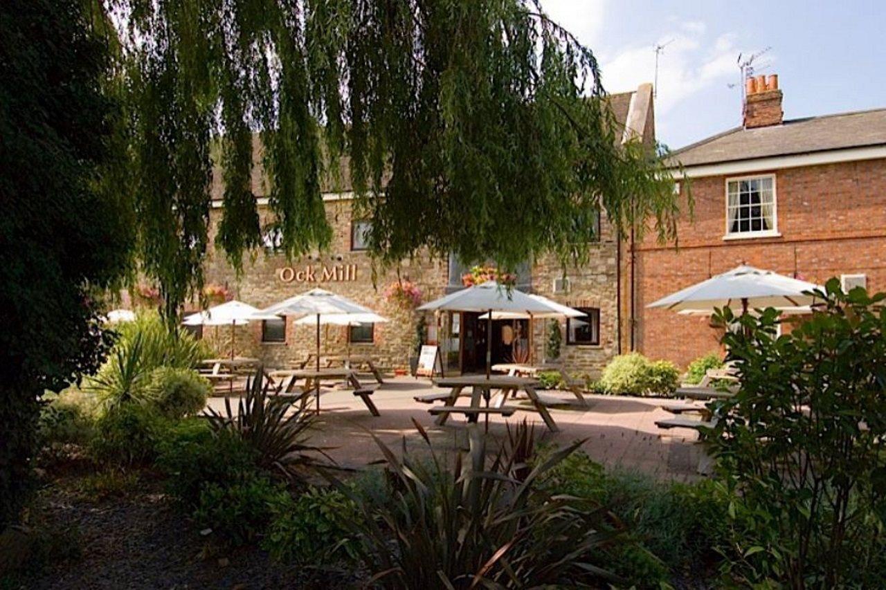 Premier Inn Abingdon Bagian luar foto