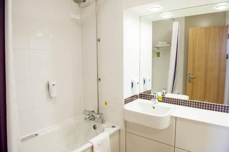 Premier Inn Abingdon Bagian luar foto